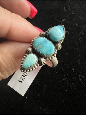 925 Sterling silver WHITE WATER TURQUOISE TRIO RING.